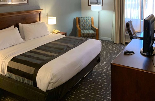 Brighton Hotel | Wingate by Wyndham Brighton