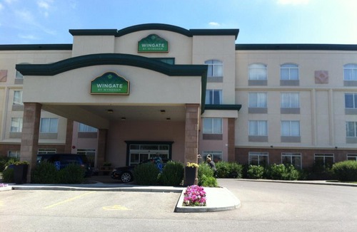 Midnapore Hotel | Wingate by Wyndham Calgary South