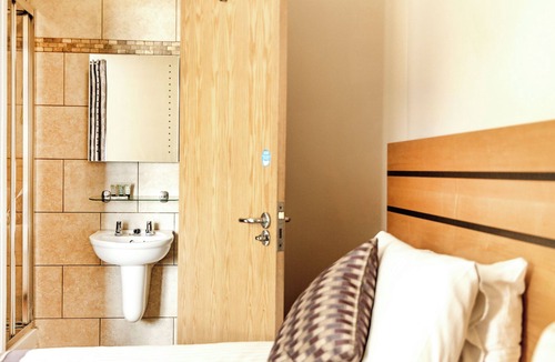 Llanbradach Hotel | Wingfield Hotel