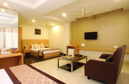 Radha Kund Hotel | Wingston A Treehouse Hotel-Goverdhan