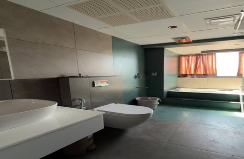 Valparai Hotel | WINTEL WILD