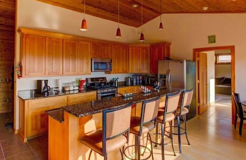 Stitzer House | Winter special. Buy two nights and get a third night free. Ask for details.
