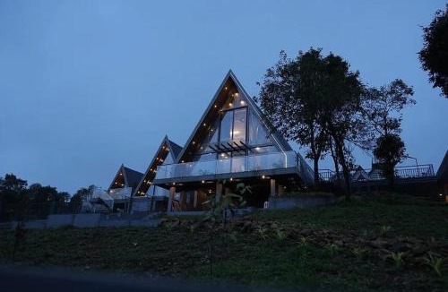 Khattalwada Ski Chalet | Winter Whisper
