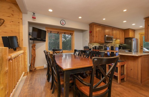 Four O'Clock House | Winterpoint Diamond Townhome: Walk To Lifts & Downtown