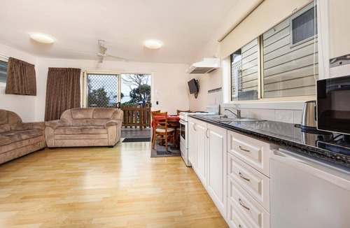 Bicheno Hotel | Wintersun Gardens Motel