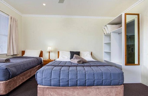 Bicheno Hotel | Wintersun Gardens Motel