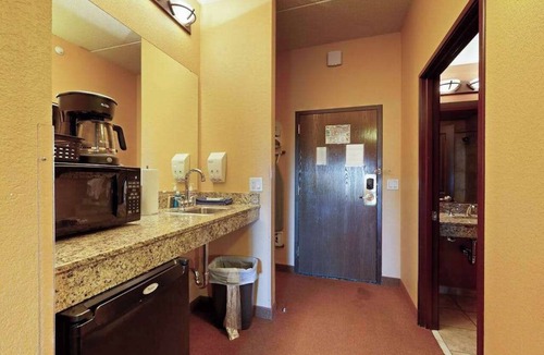 Wisconsin Dells Condo | Wisconsin Dells Escape | Adventure Perks Included