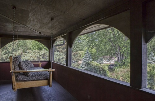 Montello Cabin | Wisconsin waterfront rental pet friendly w/hot tub and lakefront cabin rental