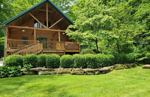 Eckerty Cabin | Wise Old Owl Cabin 5Star Family Fantastic Nov avail Polar Exp Train French Lickn