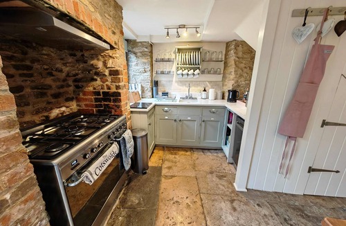 Quenington House | Wishbone Cottage in the Cotswolds