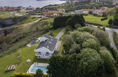 Comillas City Center Villa | Wishome-Great villa in Comillas with private pool to enjoy the summer