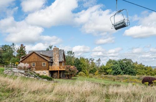 McHenry House | Wispy Business