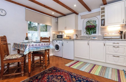 Fishguard Cottage | Wisteria Lodge - QC1677