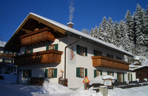 Untergrainau Apartment | with 3 balconies and with Zugspitzblick