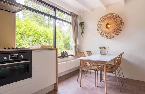 Gasselte House | With a spacious garden and lots of privacy, it is great to relax. Enjoyable together or with children, anything goes.