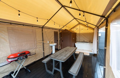 Yamakita RV Rental | With BBQ equipment rentalno meals Dome tenttwi / Ashigarakami District Kanagawa