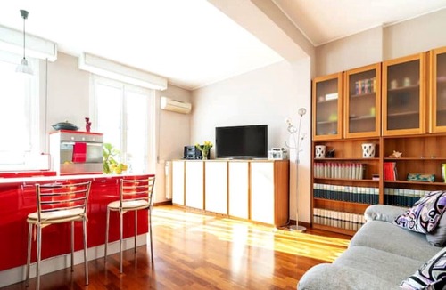 San Vittore Apartment | With Large Private Terrace City Center Metro 200mt