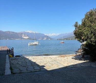 Cerro Apartment | With your feet in the lake