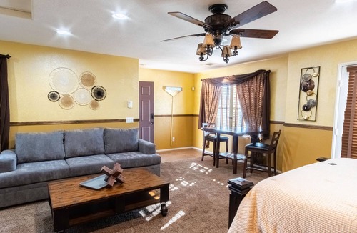 San Jacinto Apartment | Within short driving distance, of Palm Springs, Idyllwild, and Soboba casino.