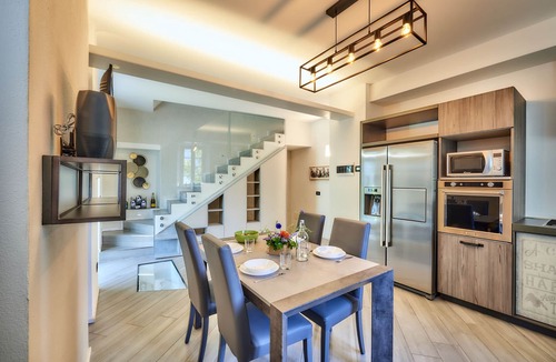 Lierna House | Within walking distance of the beach! A beautiful home in which to relax