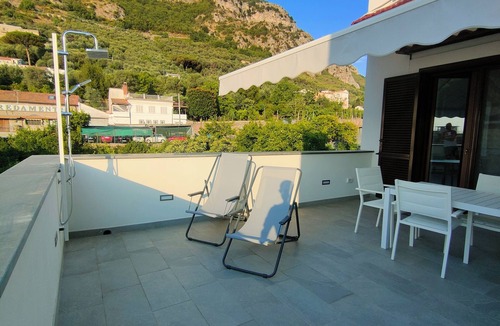 Meta Apartment | Within walking distance of all services, nice apartment with large terrace.
