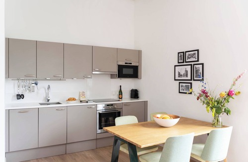 Amsterdam City Centre Apartment | Wittenberg by Cove