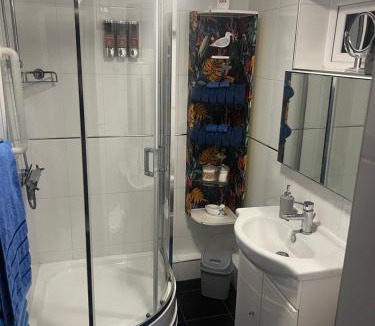 Corsham Apartment | Witz End