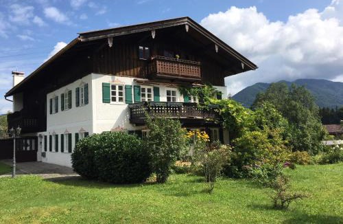 Kreuth Apartment | Wohnen am Weißachsteg