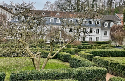 Saarbruecken Apartment | Wohnen mit Stil und Flair am Schloss - Ruhig und Doch Zentral