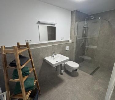 Wandersleben Apartment | Wohnung bei den Drei Gleichen #S