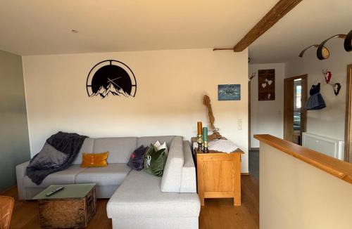 Luitpolderhofe Apartment | Wohnung Kirchstein Highlight Fliegenfischen auf der Isar