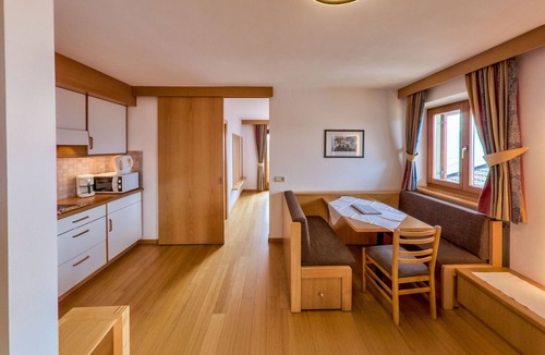Salonetto Apartment | Wohnung "Mölten" by Interhome