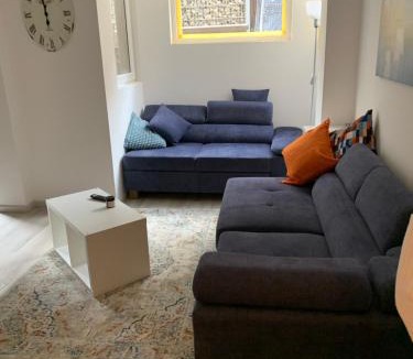 Strick Apartment | Wohnung Malchut