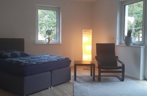 Frohnau Apartment | Wohnung mit 2 Schlafzimmer Zentral Gelegen in Hohen Neuendorf
