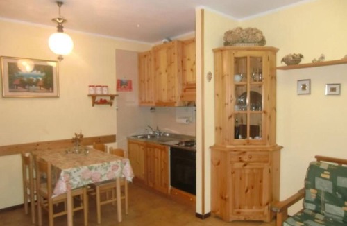 Molina di Ledro Apartment | Wohnung mit Pool in der Nähe des Sees by Interhome