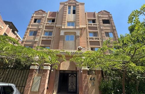 Sheikh Zayed City Apartment | Wohnung "Zayed Continental G" by Interhome