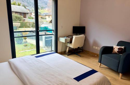 Mercury Villa | WOLALYs MH