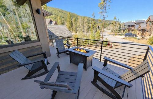 Keystone House | Wolf Rock Home 82 by SummitCove Lodging in Colorado