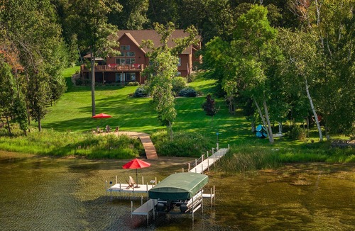 Brainerd House | Wolf Trail Lodge - Lakefront Retreat on N Long Lake near State Trails