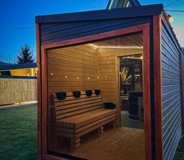 Lupsa Ski Chalet | Wolfmoon Riverside
