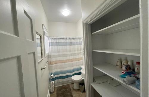 Wolfville Apartment | Wolfville Veranda Suite 1 Downtown Vibrancy