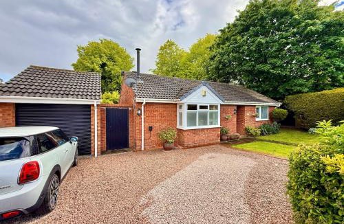 Lincoln House | Wolsey Way sleeps 5