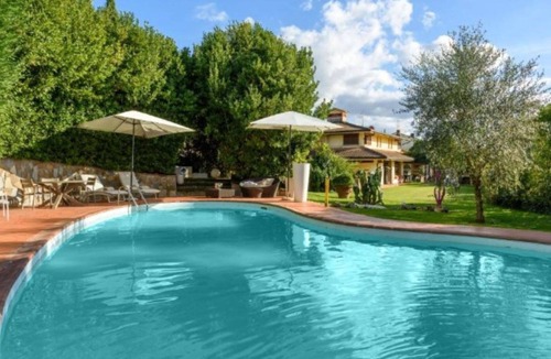 Terranuova Bracciolini Villa | Wonderful private villa for 10 guests with A/C, WIFI, private pool, hot tub and panoramic view