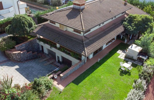 Terranuova Bracciolini Villa | Wonderful private villa for 10 guests with A/C, WIFI, private pool, hot tub and panoramic view