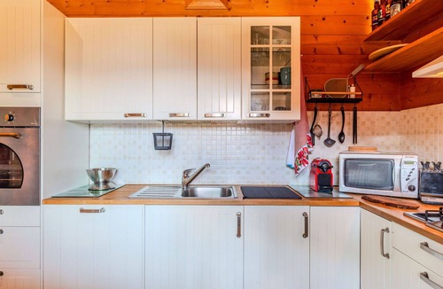 Centro Valle Intelvi House | Wonderful private villa for 5 guests with hot tub, WIFI, TV, patio and pets allowed