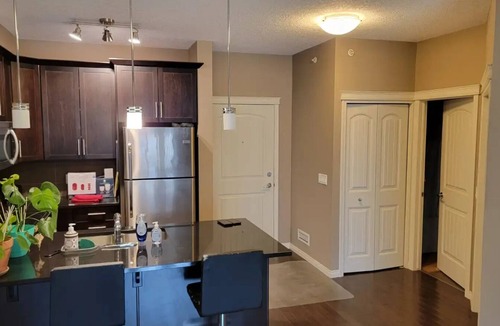 Panorama Hills Condo | Wonderful 1-bedrm Condo, free parking, Netflix/Prime Video, insuite washer/dryer