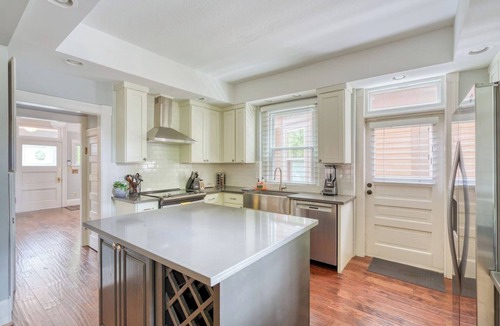 Alphabet Historic District Hotel | Wonderful 7-bedroom house with AC Pearl District/Slabtown! 99 Walk Score!