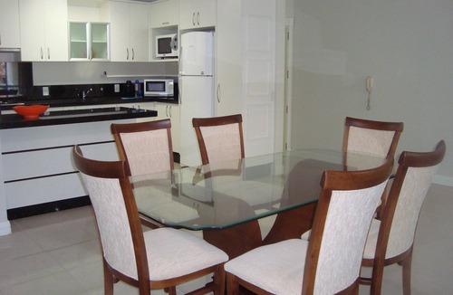 Centro Apartment | Wonderful apt facing the sea w /1 suite, + 2 rooms w /8 pers. + WI-FI