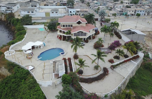 Salinas House | Wonderful beachfront vacation house