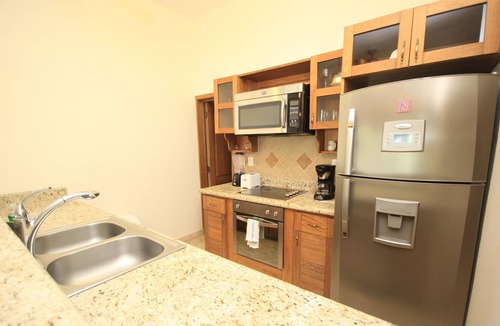 Huautlco Condo | Wonderful Condo For Long And Short Term Stays Near the Beach, ocean view
